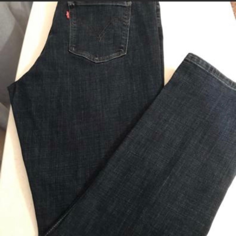Levi’s Women’s Classic Straight Leg Jeans
